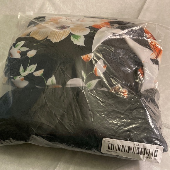 Floral Ruffle Tankini Set - Picture 8 of 8